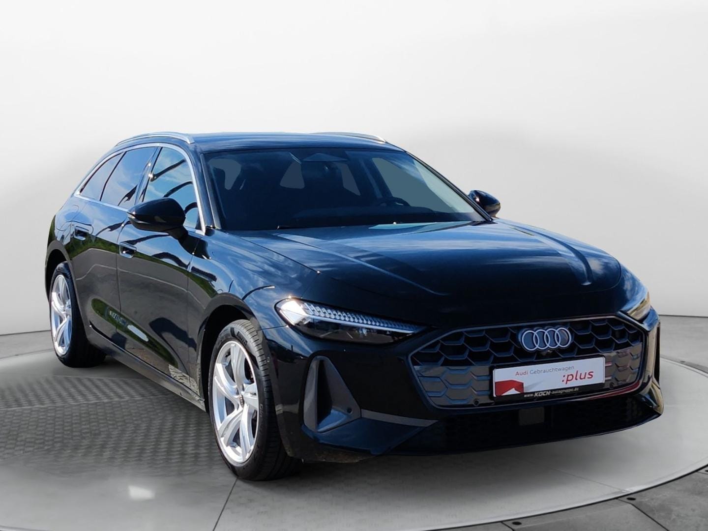 Bild über Audi A5 Avant TFSI quattro S tronic - für weitere Informationen kontaktieren Sie den Audi Partner