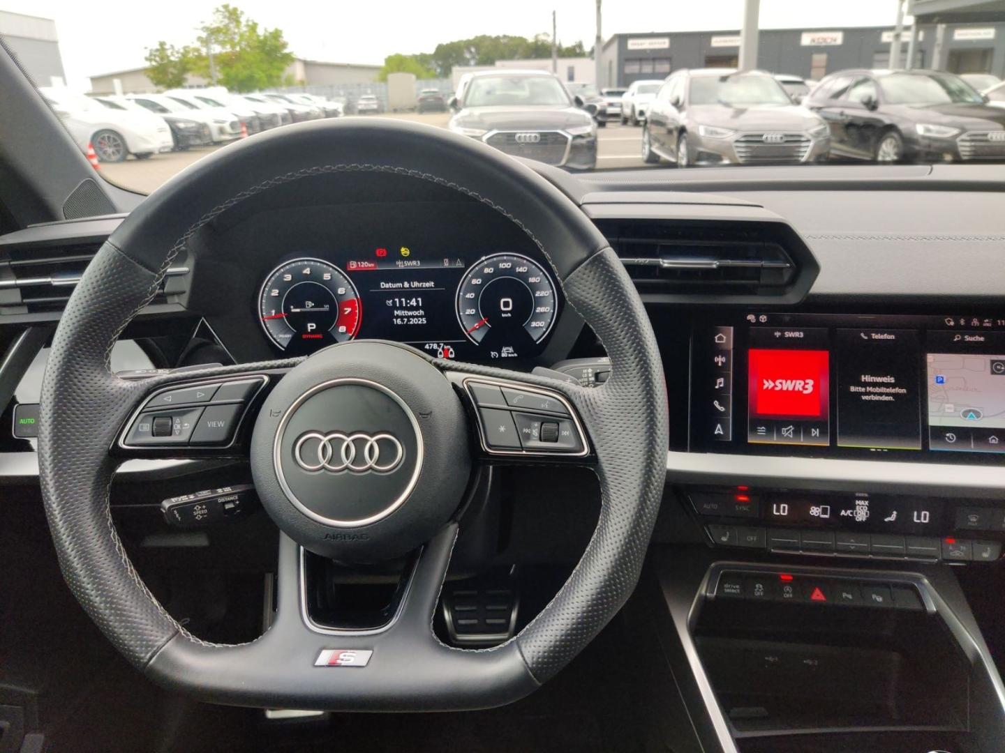 Image about Audi S3 Limousine TFSI quattro S tronic