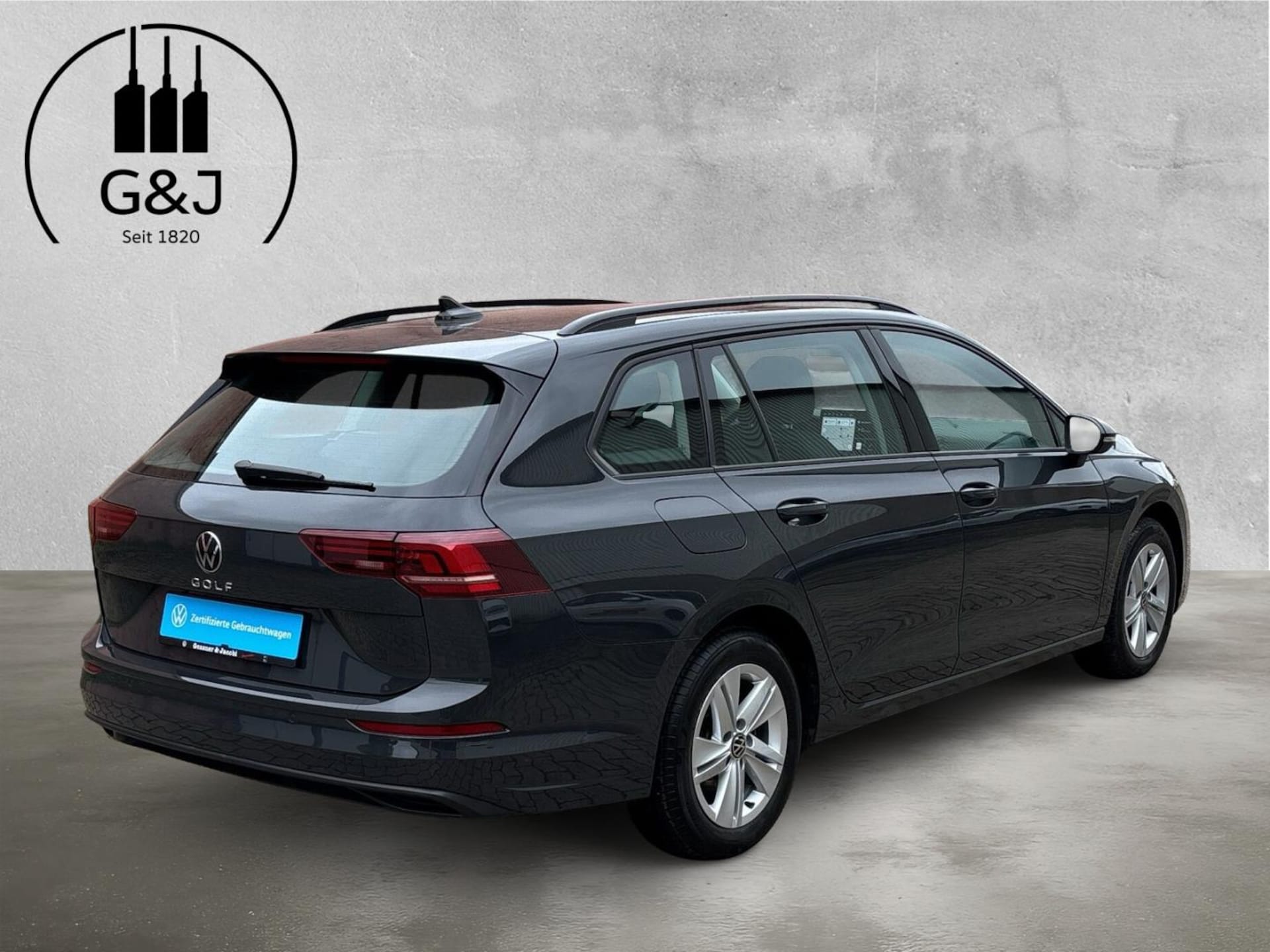 Volkswagen Golf Variant Life