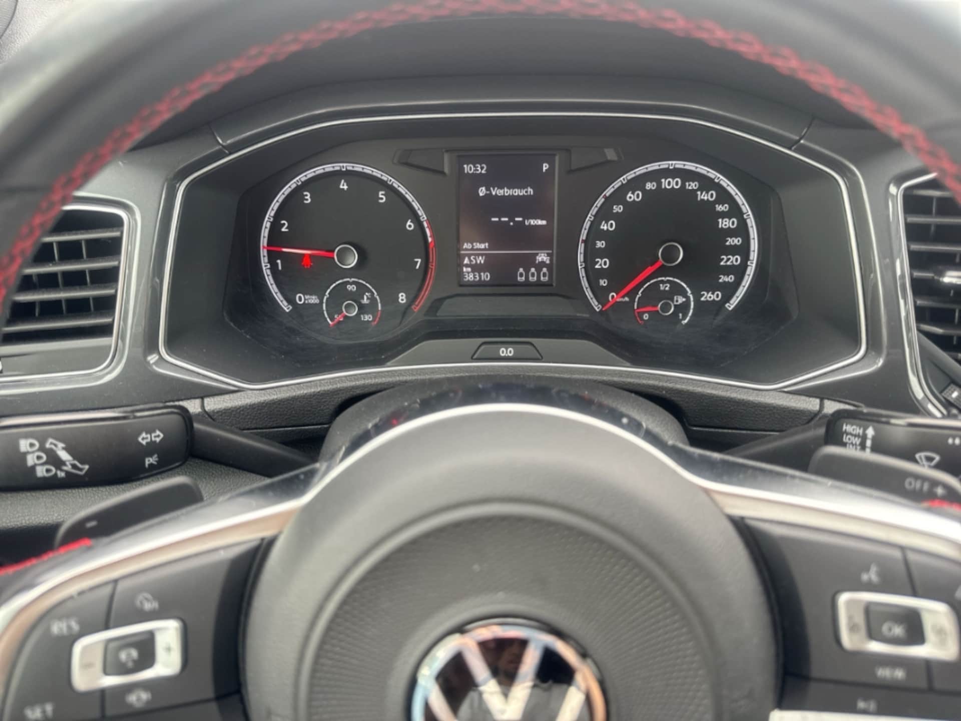 Volkswagen T-Roc Sport