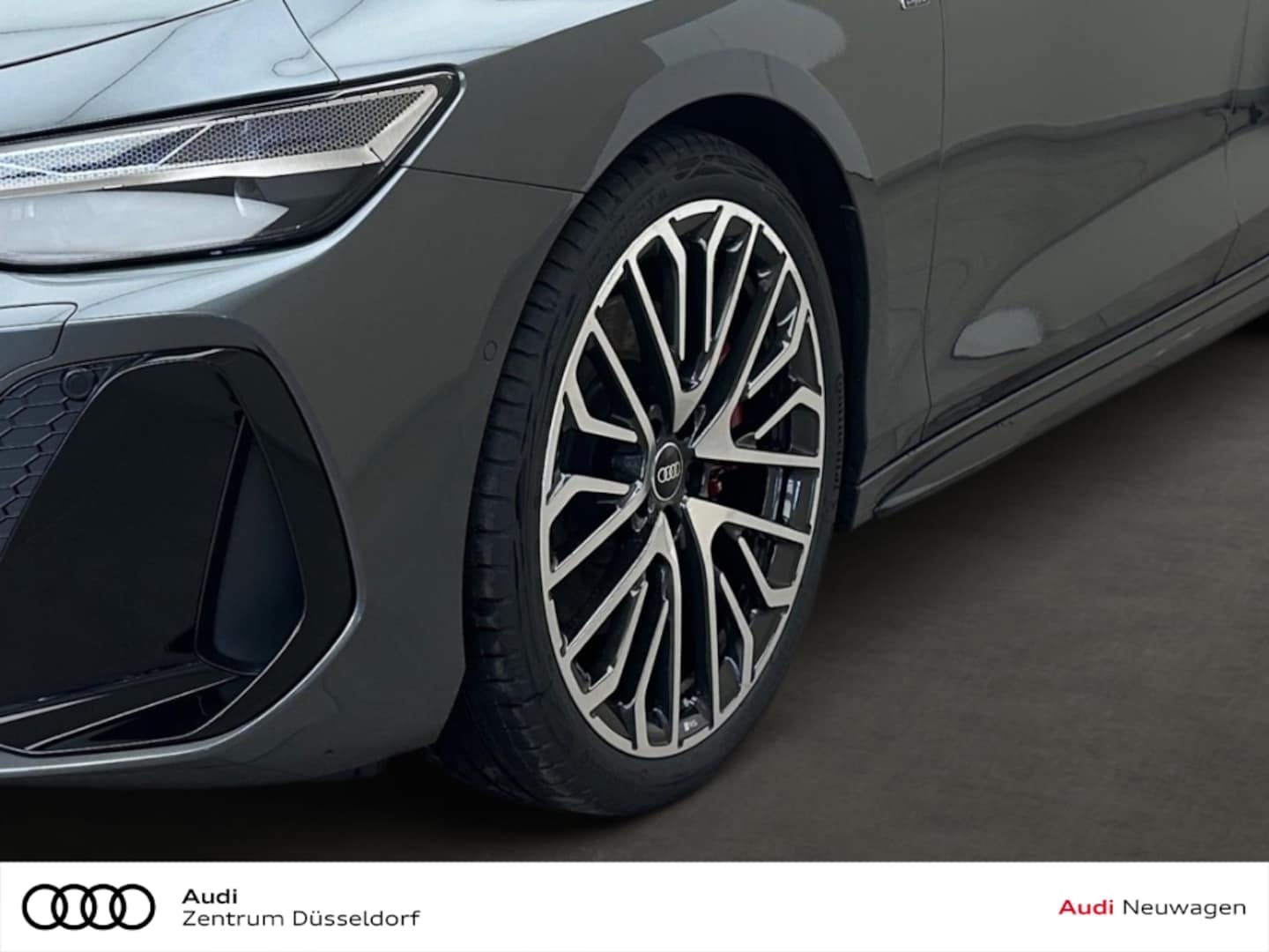 Bild über Audi A6 Avant e-hybrid e-hybrid quattro 270 kW S tronic - für weitere Informationen kontaktieren Sie den Audi Partner