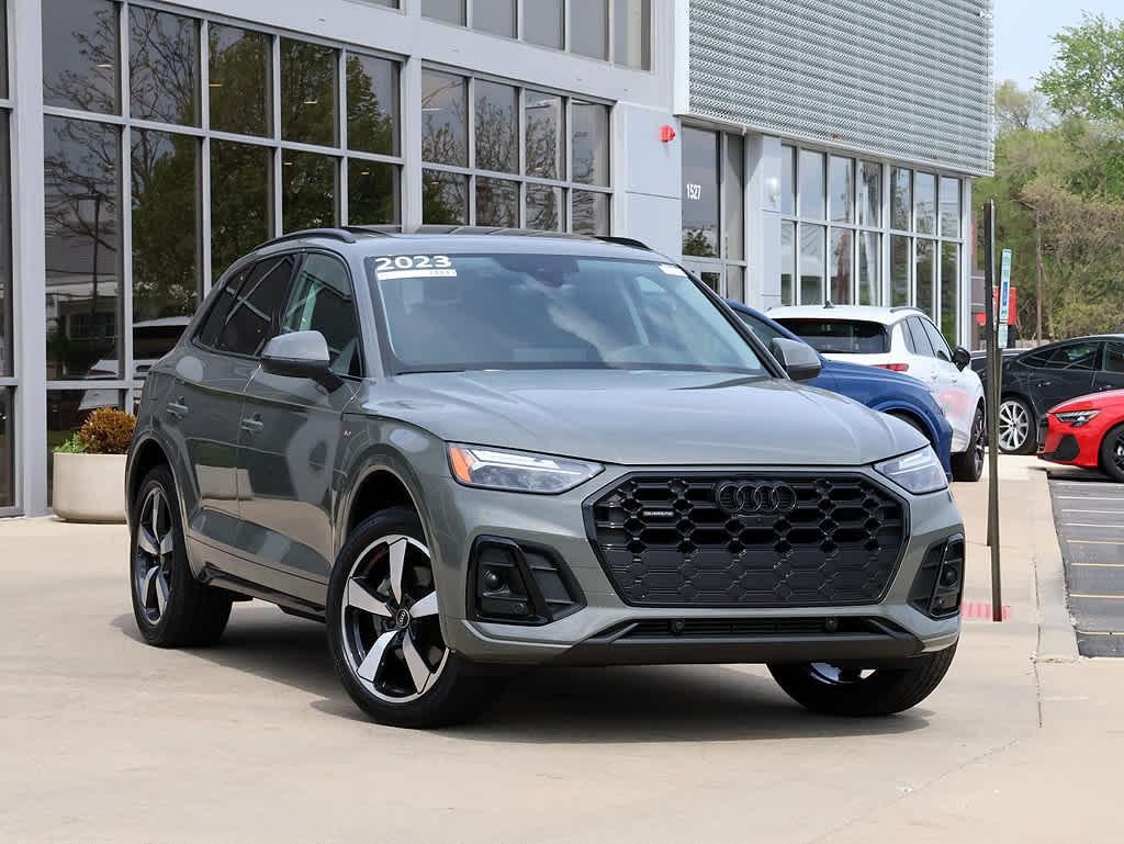 2023 Audi Q5 45 Premium Plus's photo