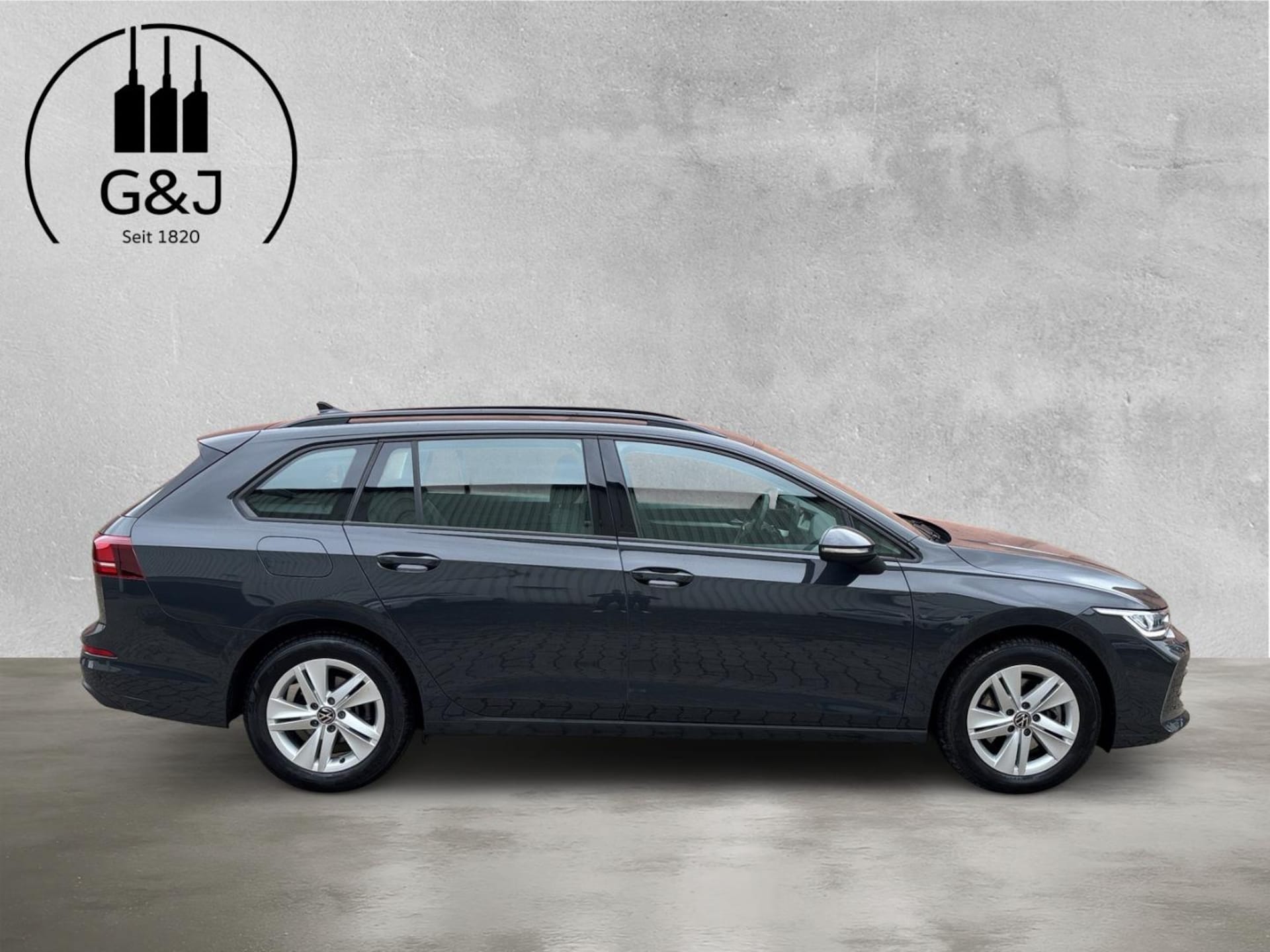 Volkswagen Golf Variant Life