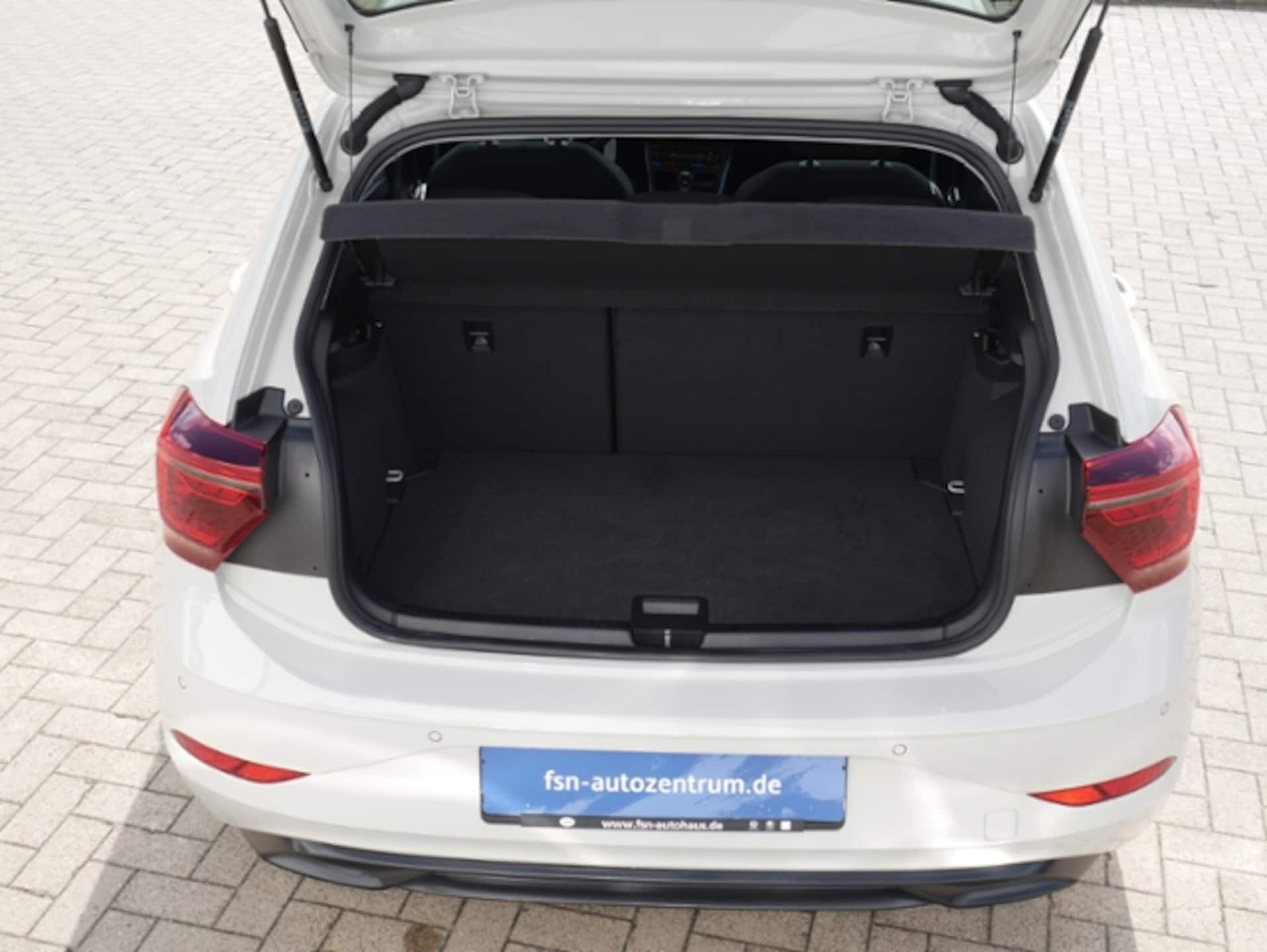 Volkswagen Polo Style