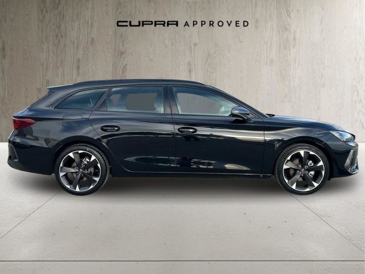 CUPRA Leon Sportstourer 1.5 TSI 110 kW (150 CV) — photo 3