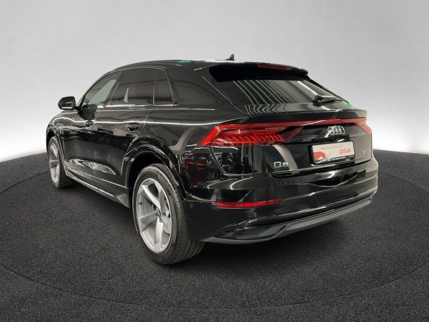 Bild über Audi Q8 55 TFSI quattro tiptronic - für weitere Informationen kontaktieren Sie den Audi Partner