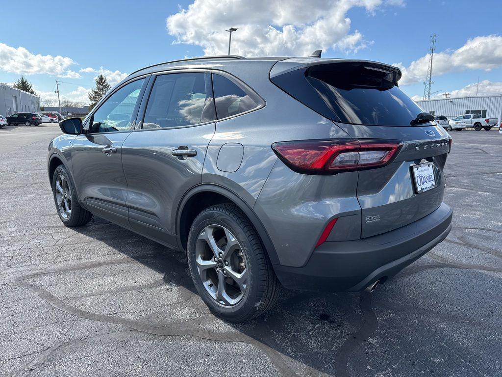 2025 Ford Escape ST-Line - Photo 2