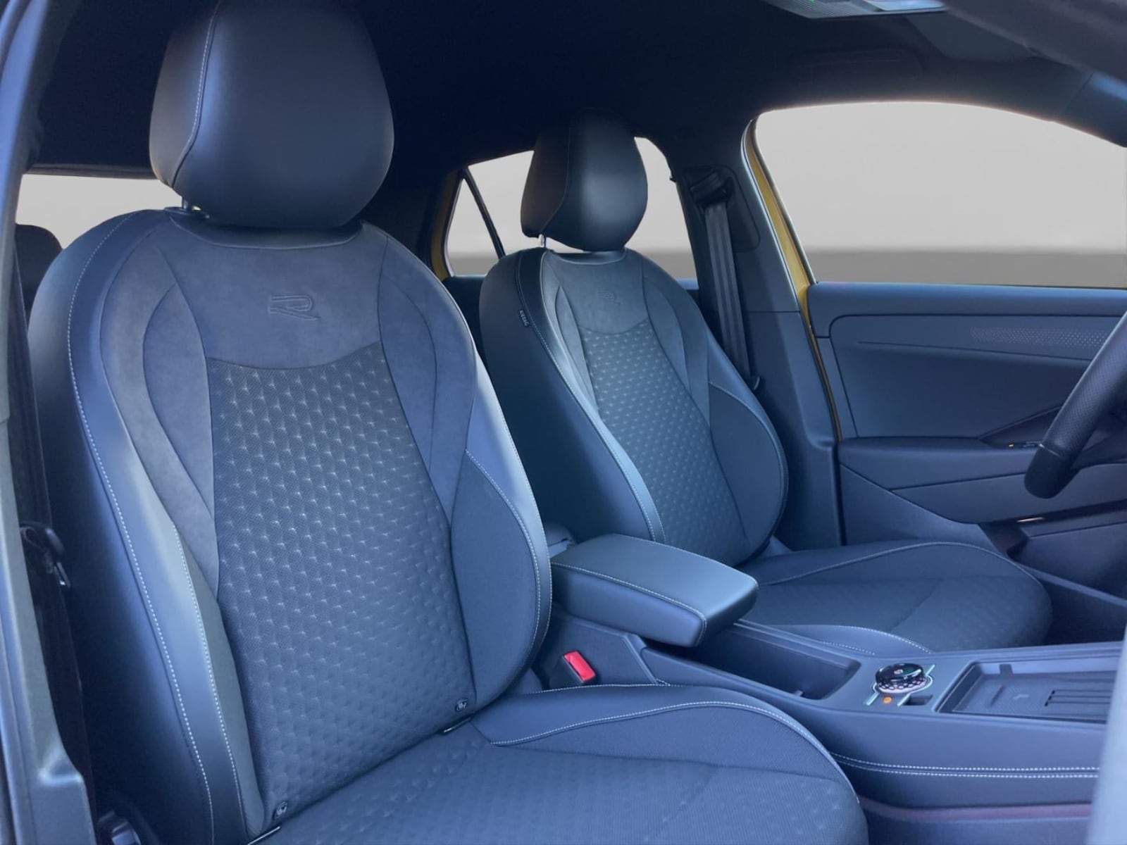 Volkswagen T-Roc – Bild 17