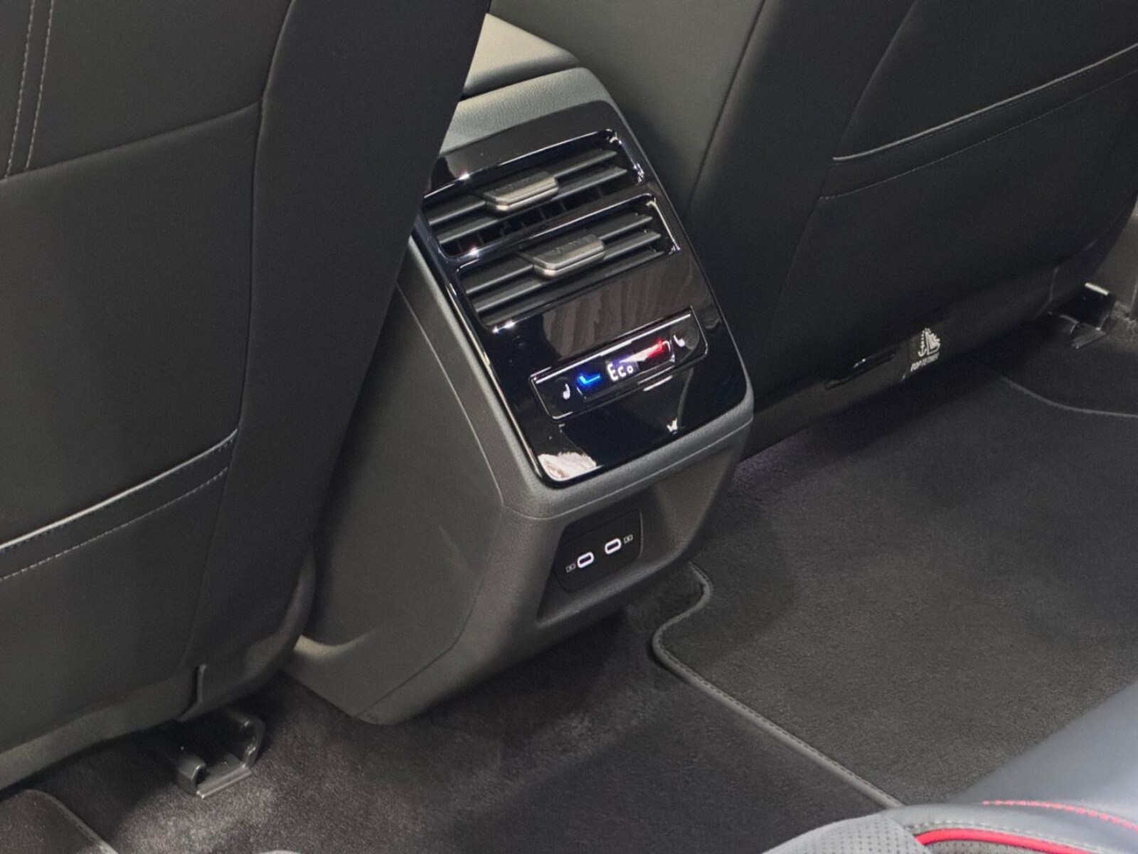 Volkswagen ID.7 Tourer – Bild 23