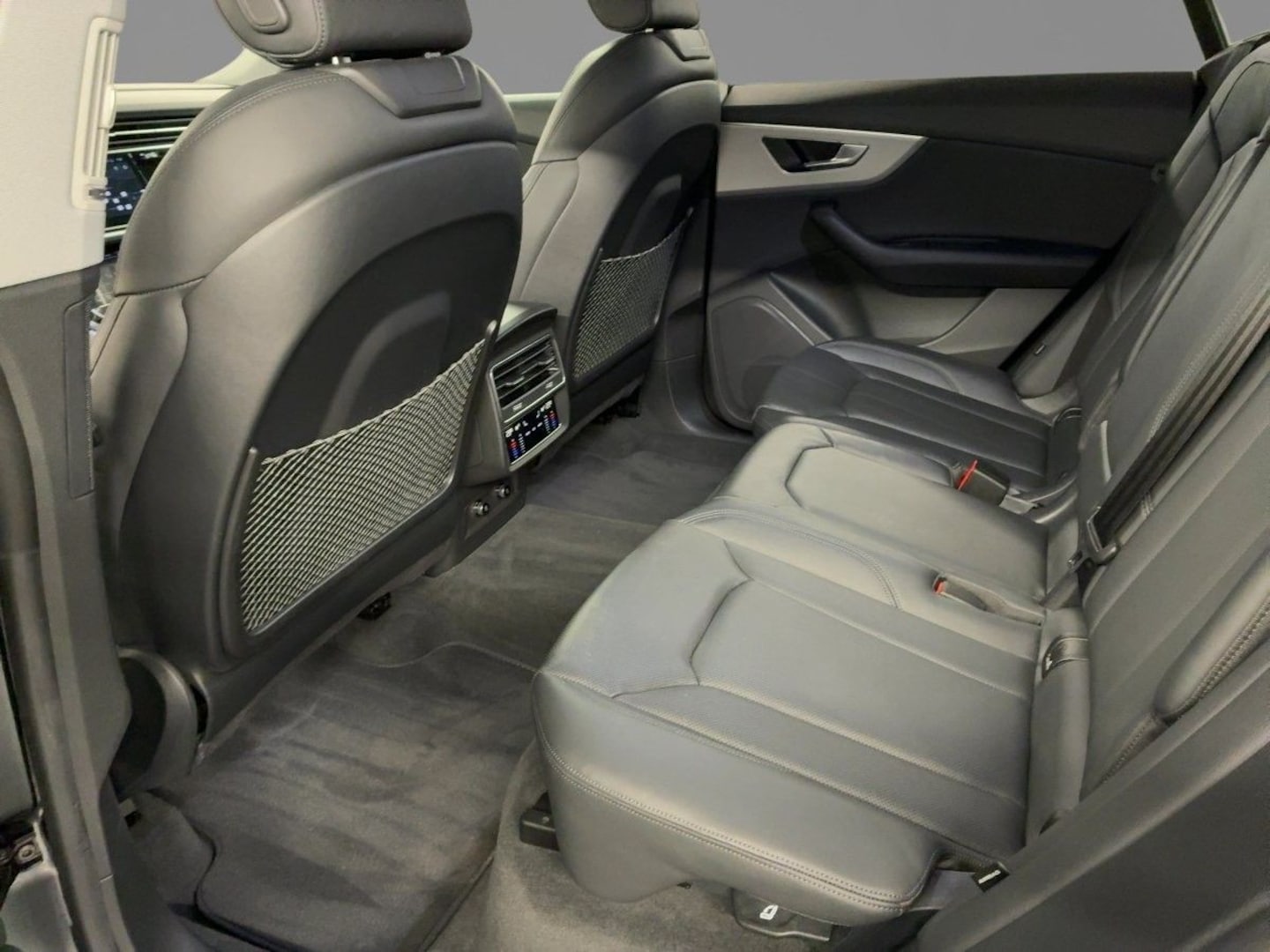 Bild über Audi Q8 55 TFSI quattro tiptronic - für weitere Informationen kontaktieren Sie den Audi Partner