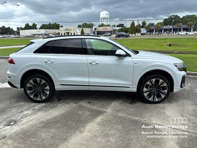 2026 Audi Q8