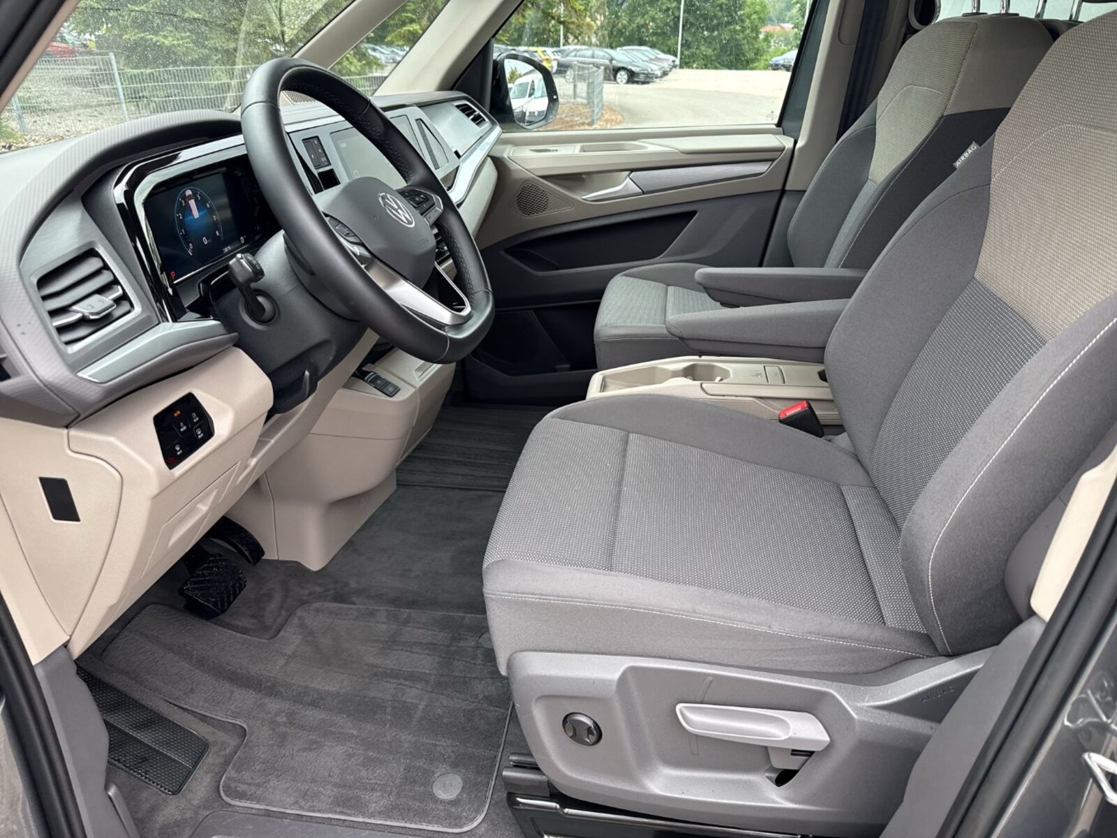 Volkswagen Multivan Langversion – Bild 9