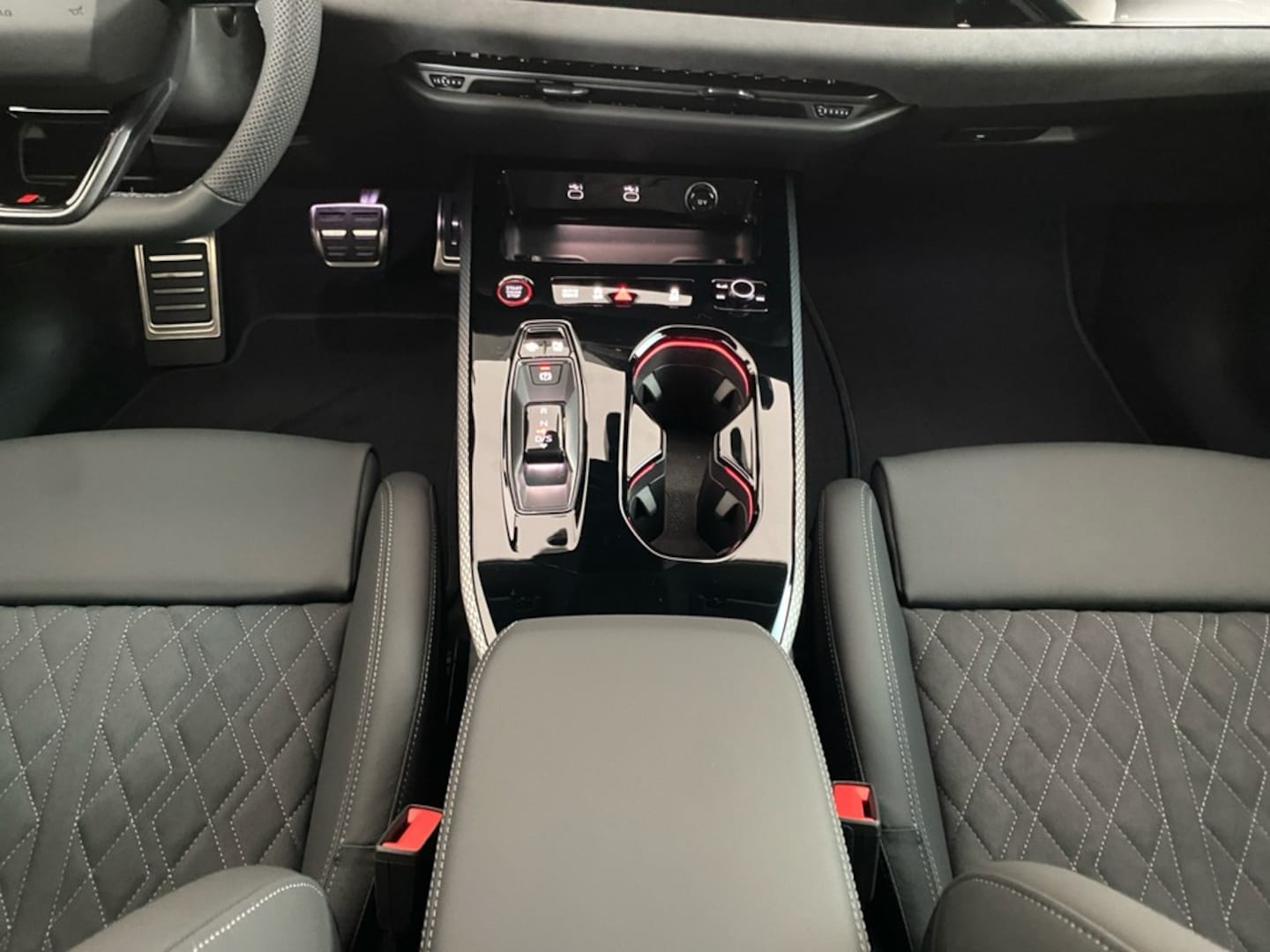 Bild über Audi A5 Avant TFSI quattro 150 kW S tronic - für weitere Informationen kontaktieren Sie den Audi Partner
