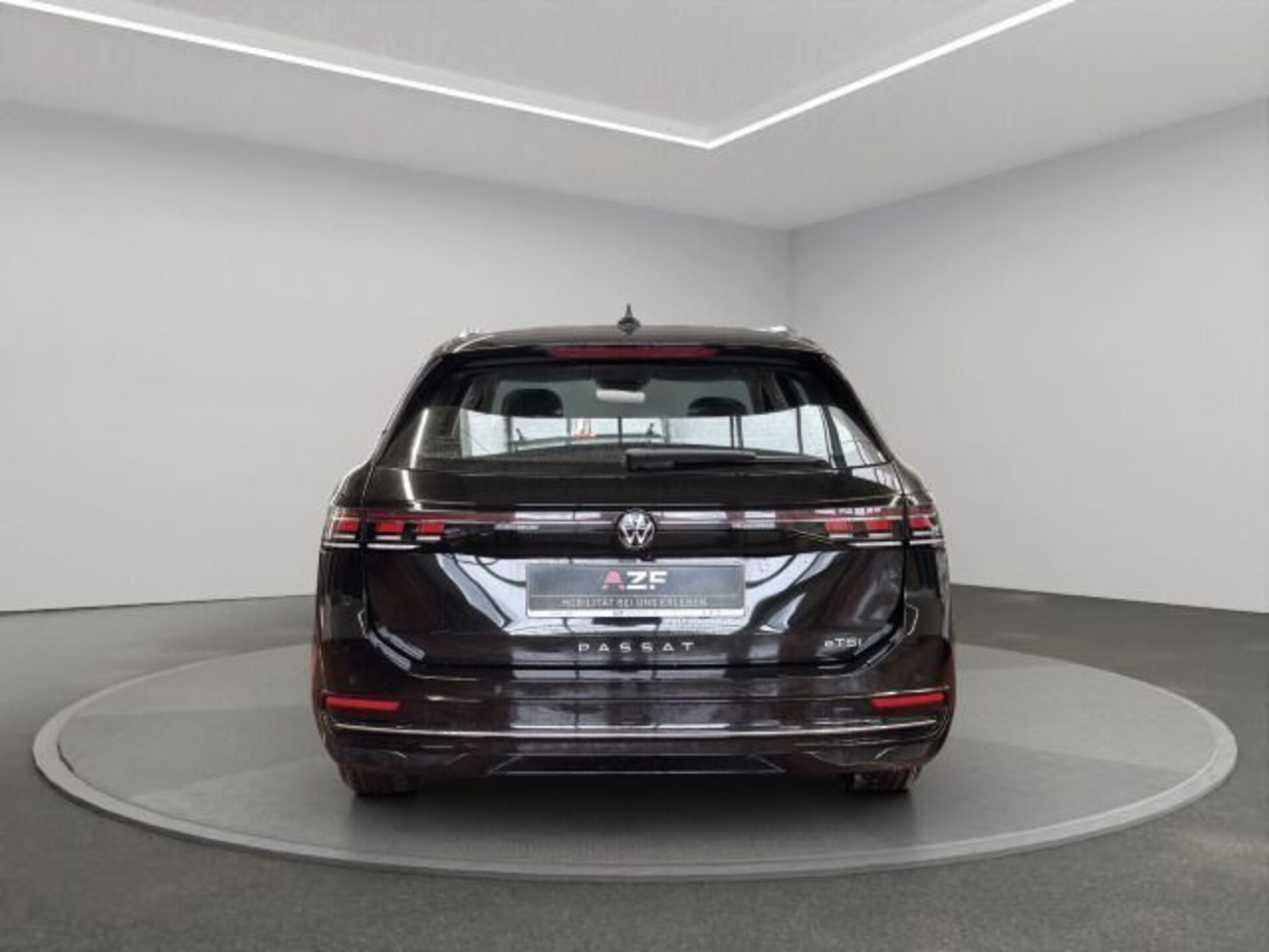 Volkswagen Passat Elegance