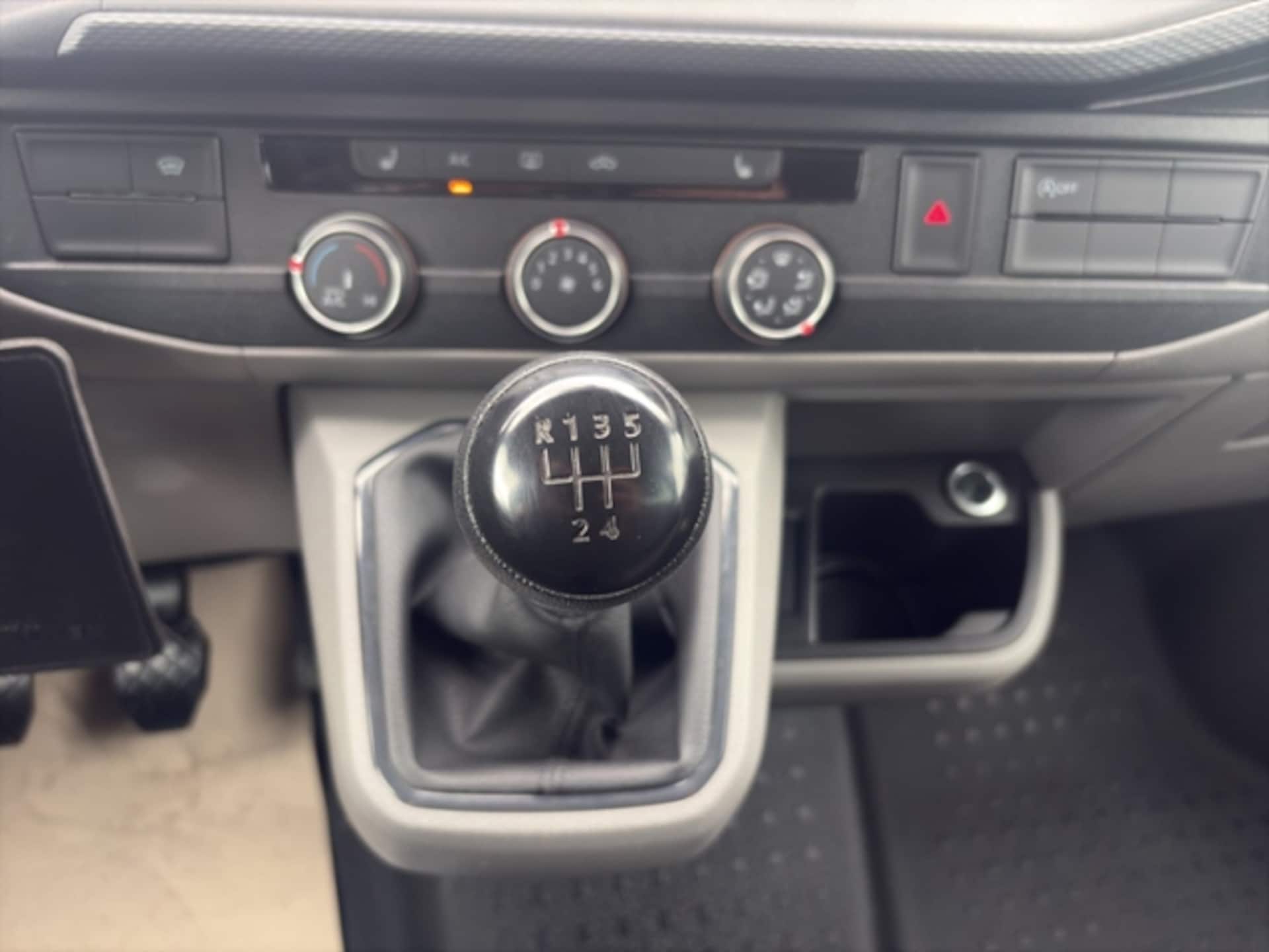 Volkswagen T6.1 Transporter Kombi kurzer Radstand