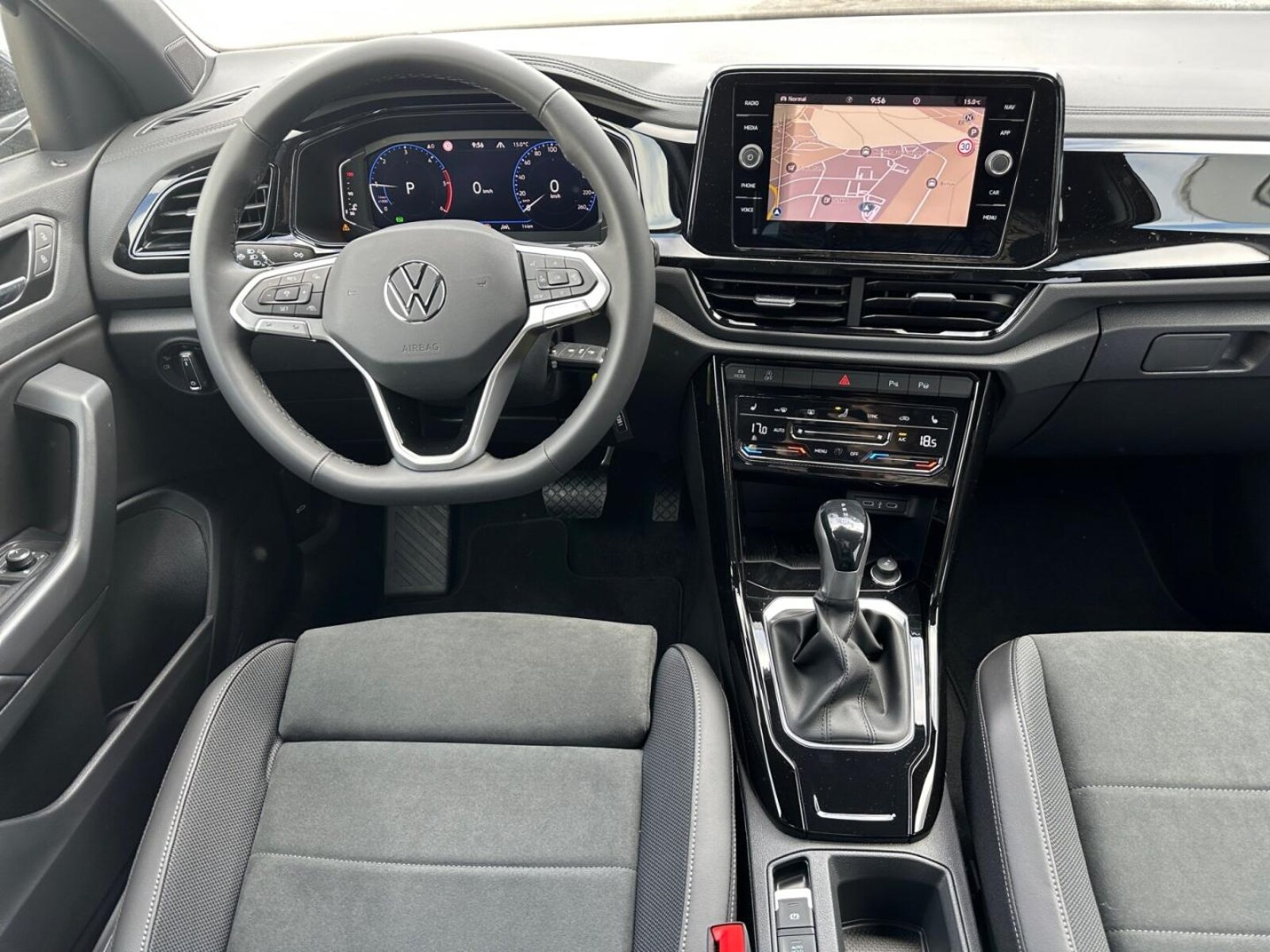 Volkswagen T-Roc – Bild 12