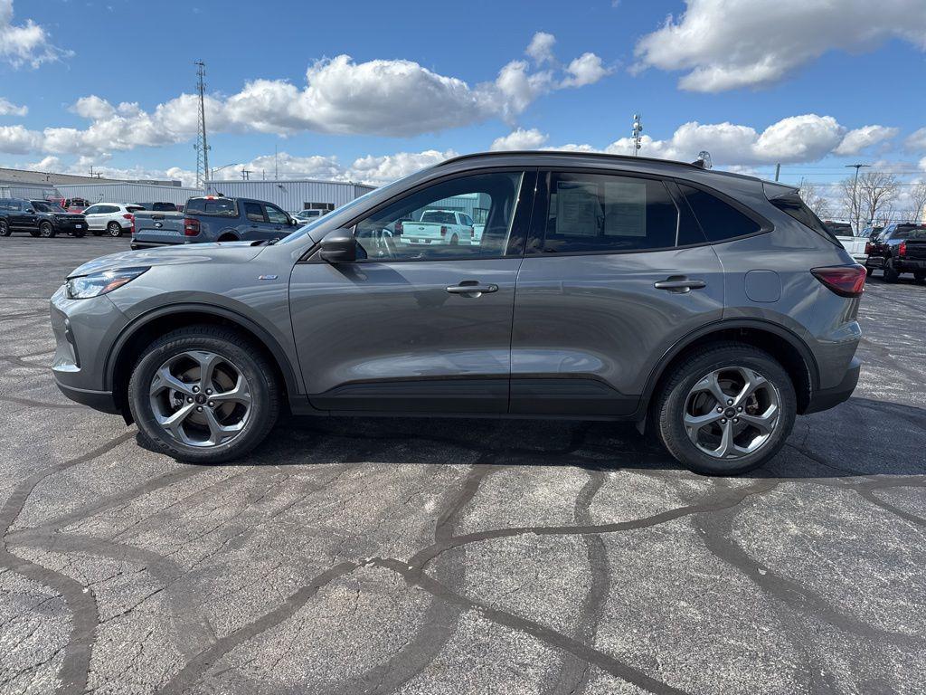 2025 Ford Escape ST-Line - Photo 5
