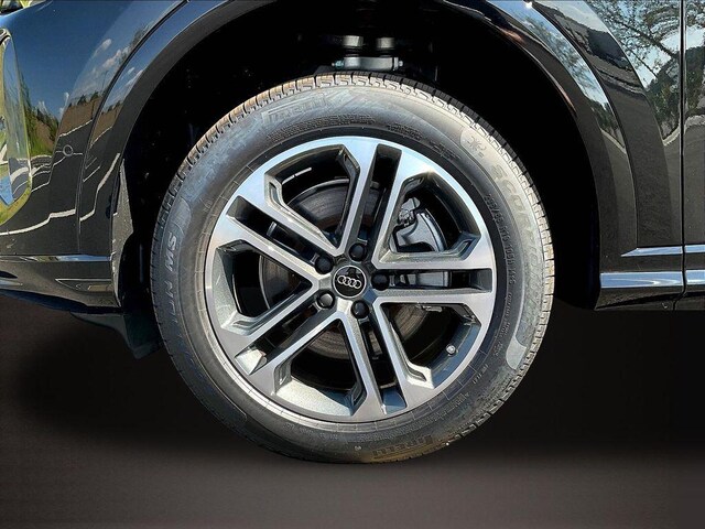 2026 Audi Q5 Premium - Photo 13
