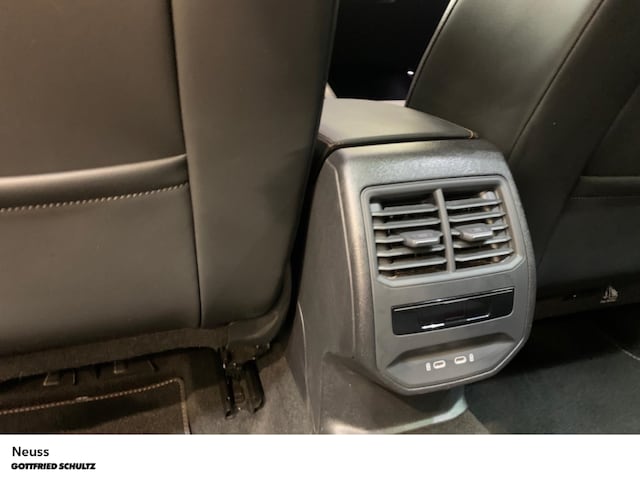 Bild des Autos 15