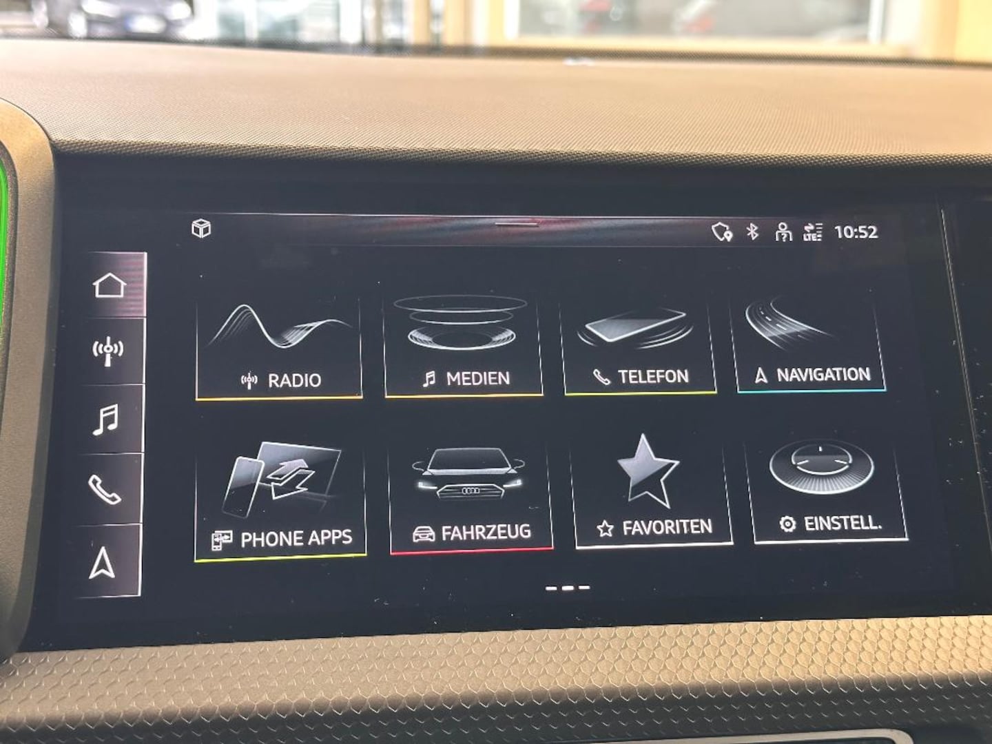 Bild über Audi A1 Sportback S line 25 TFSI S tronic - für weitere Informationen kontaktieren Sie den Audi Partner