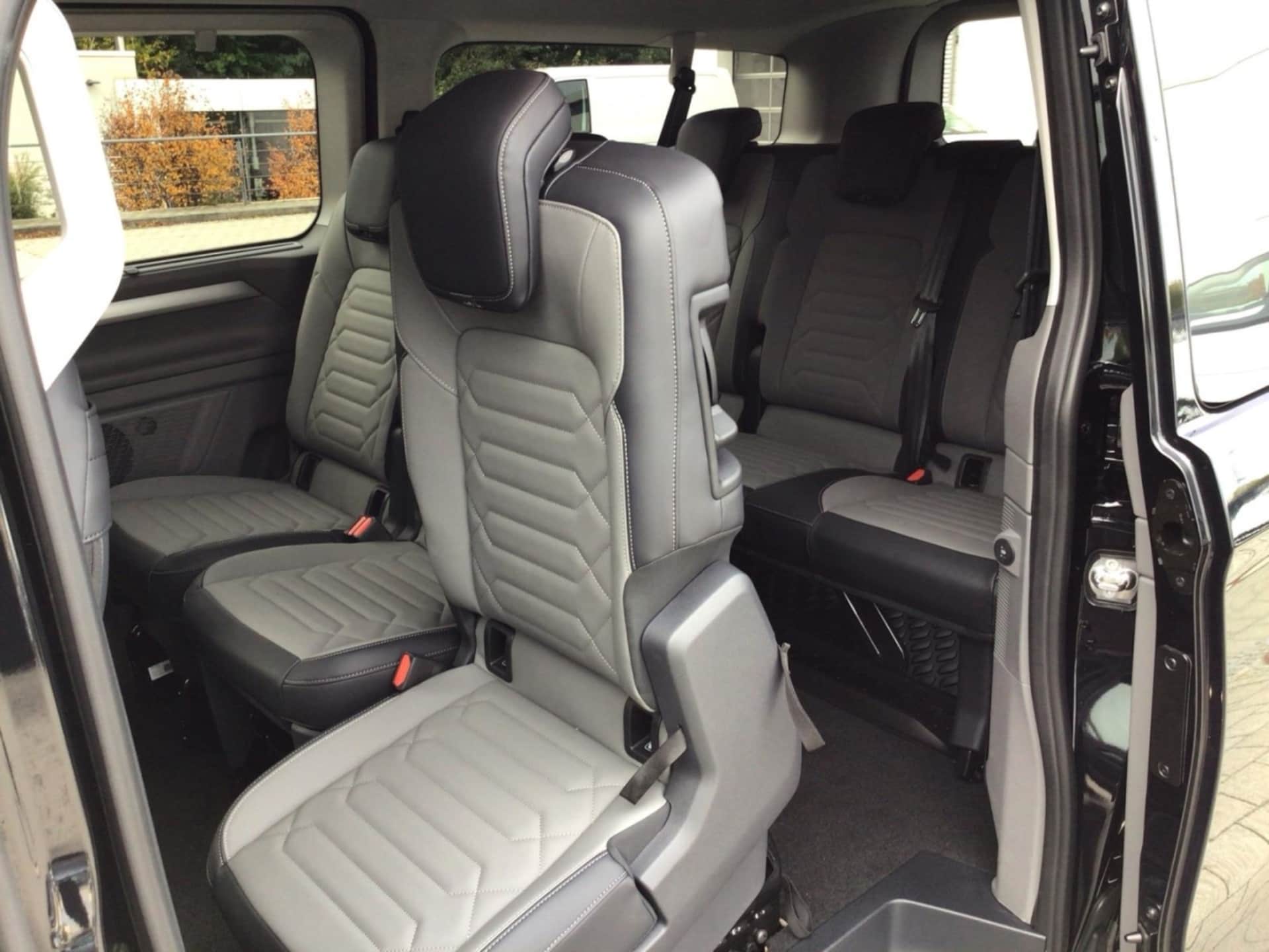 Volkswagen Caravelle langer Radstand Style