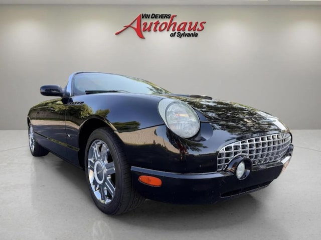 Photo of 2004 Ford Thunderbird