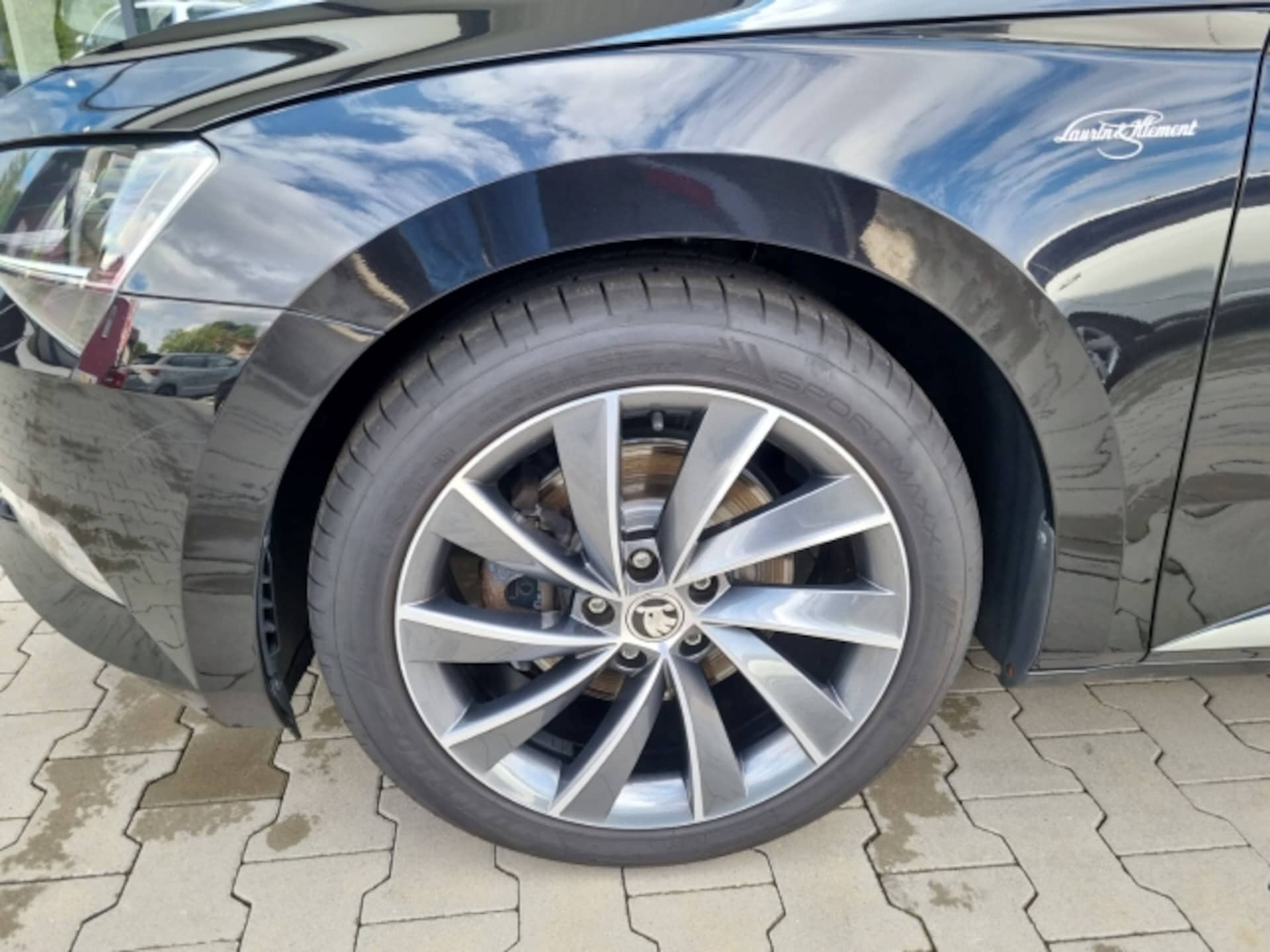 Skoda Superb Combi Laurin & Klement