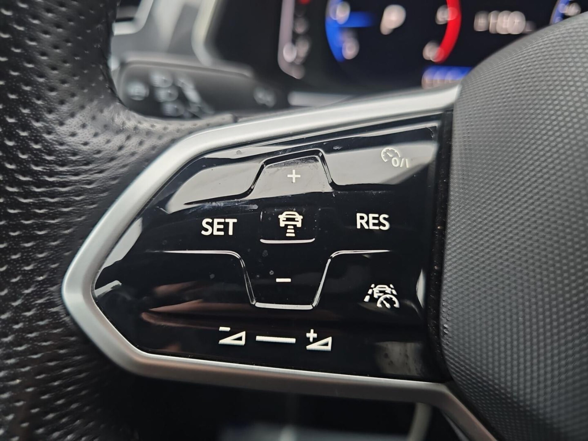 Volkswagen Tiguan Allspace R-Line