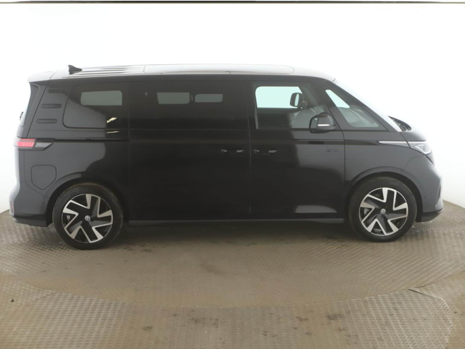 Volkswagen ID. Buzz GTX
