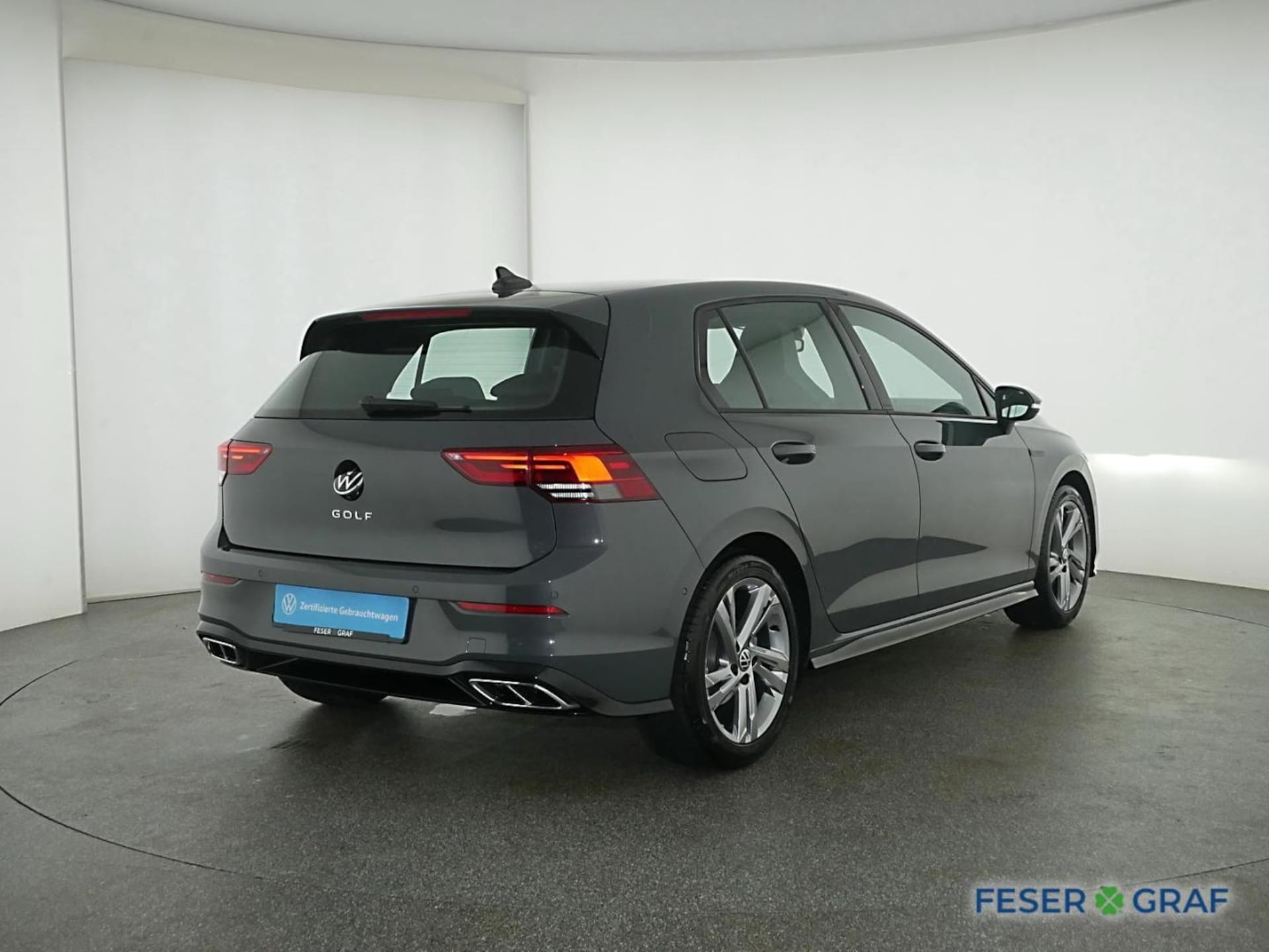 Volkswagen Golf R-Line
