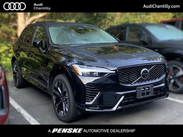 Photo of 2026 Volvo XC60 Plug-In Hybrid 
