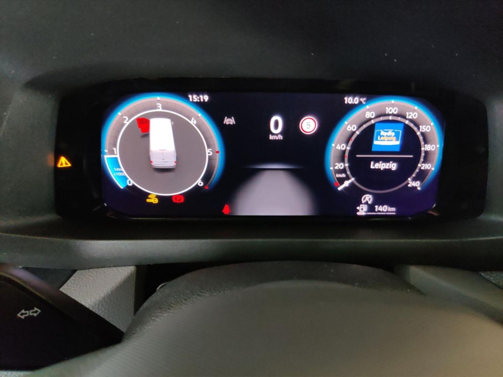 Volkswagen Crafter Kasten langer Radstand – Bild 10