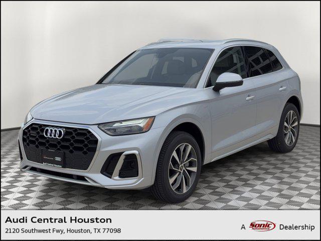 2023 Audi Q5 45 Premium Plus's photo