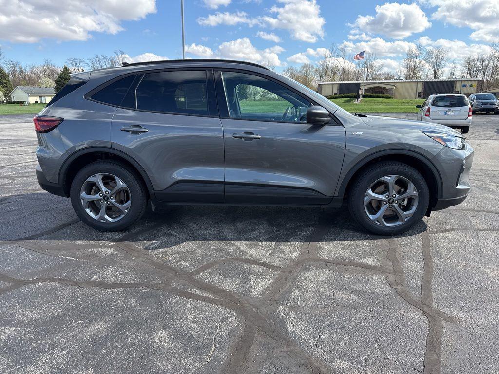 2025 Ford Escape ST-Line - Photo 8