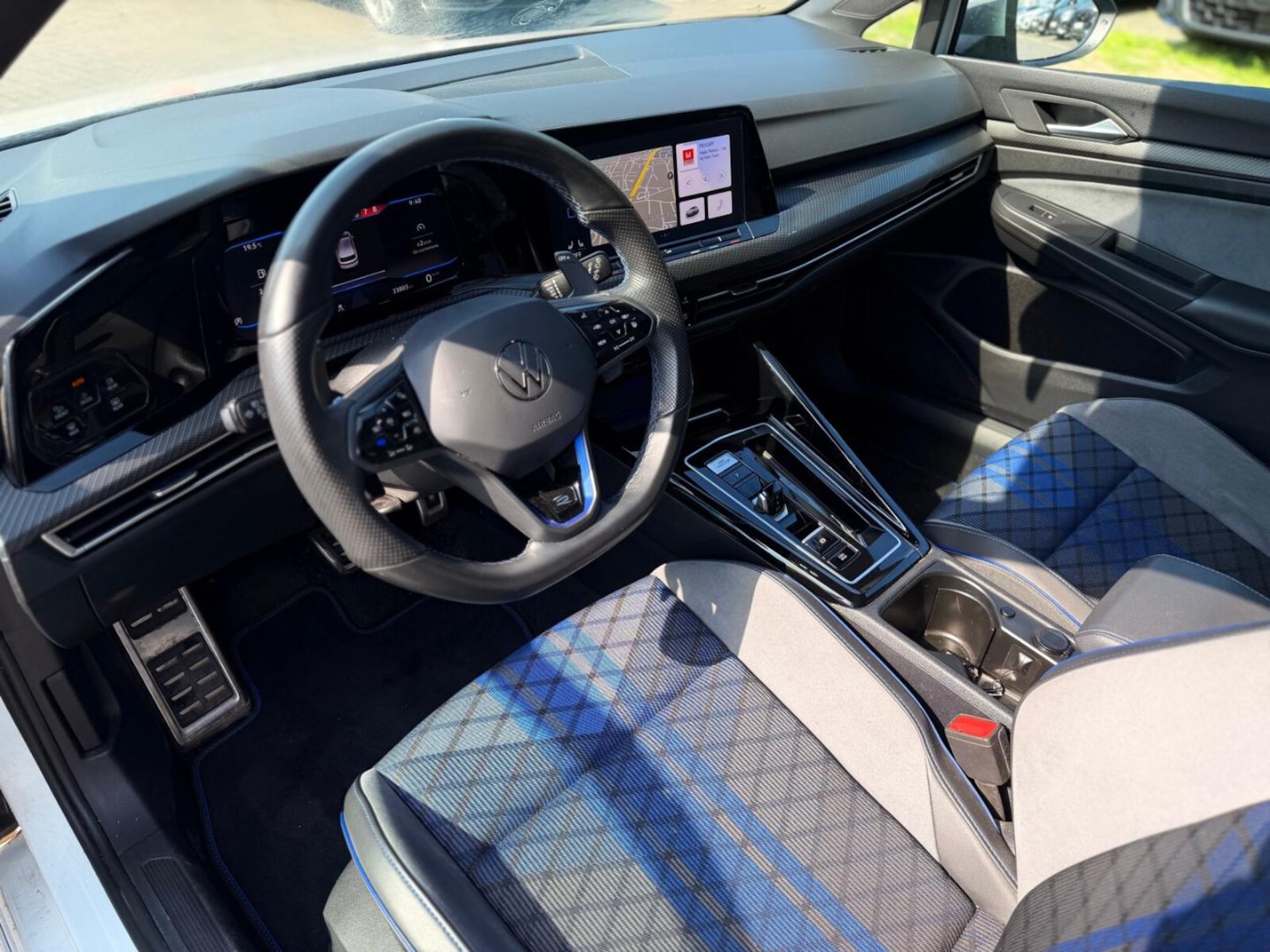 Volkswagen Golf R
