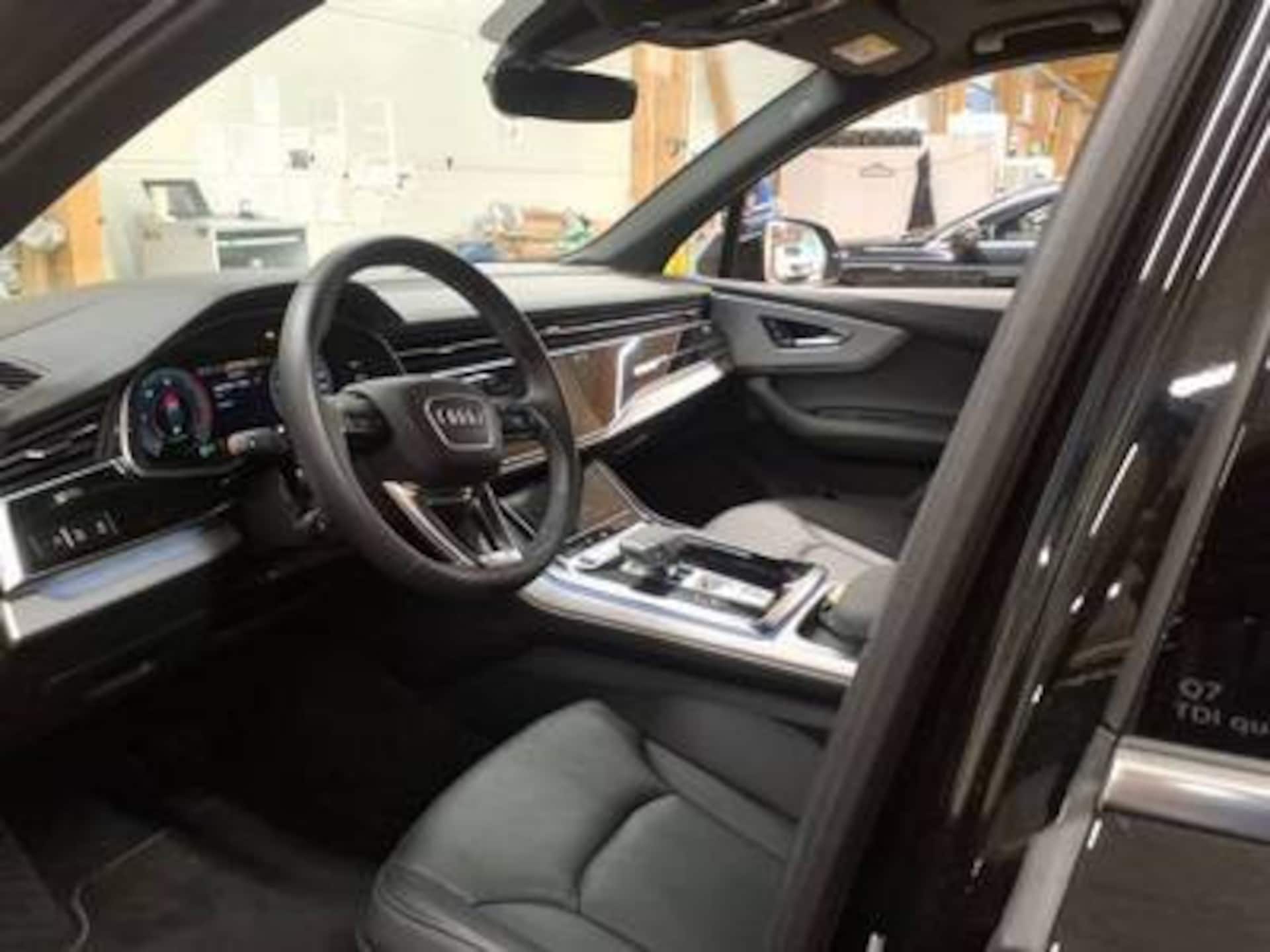 Audi Q7 SUV S line
