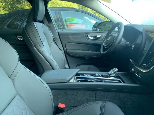 2026 Volvo XC60 Plug-In Hybrid