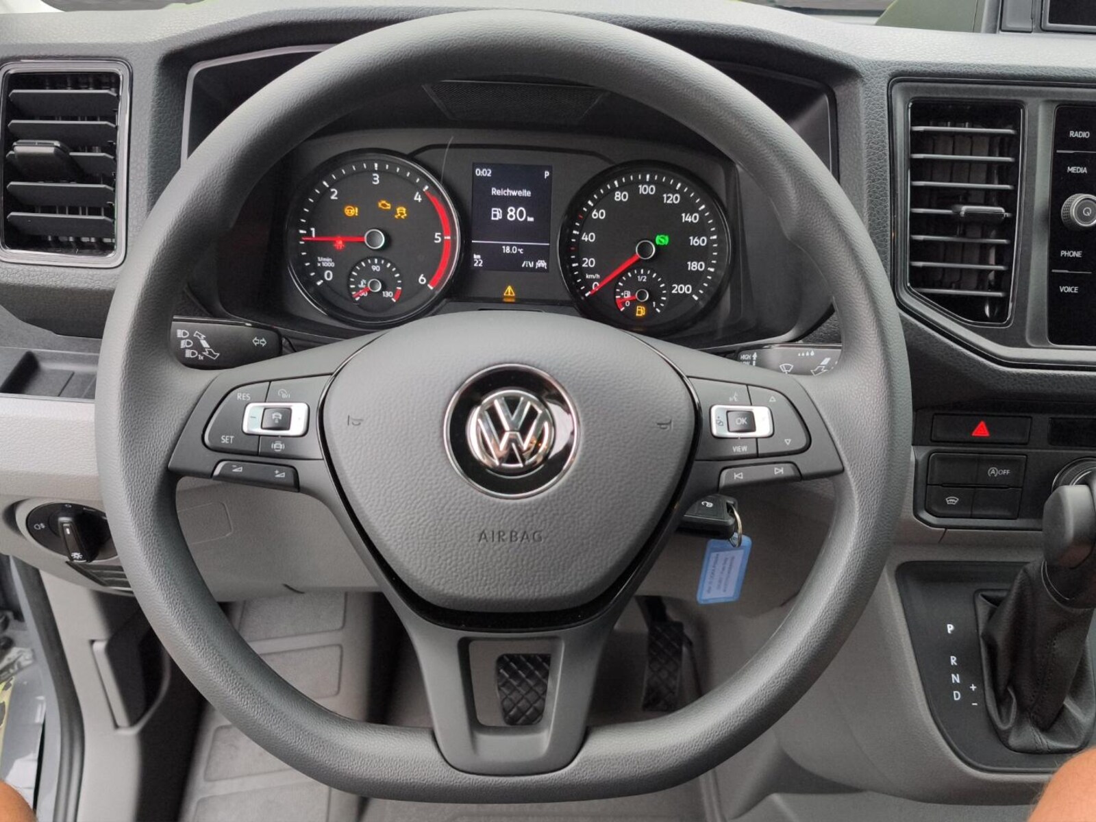 Volkswagen Crafter Doppelkabine mittlerer Radstand – Bild 18