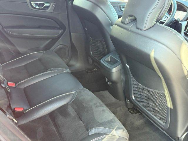 2019 Volvo XC60 25
