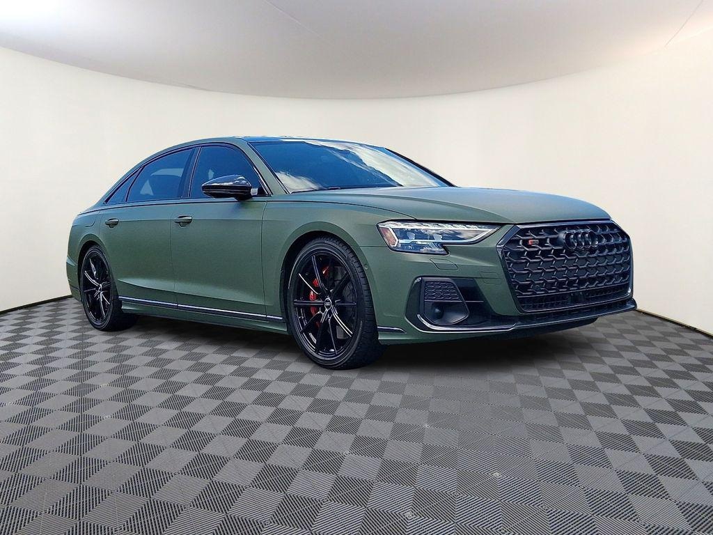 2022 Audi S8 L
