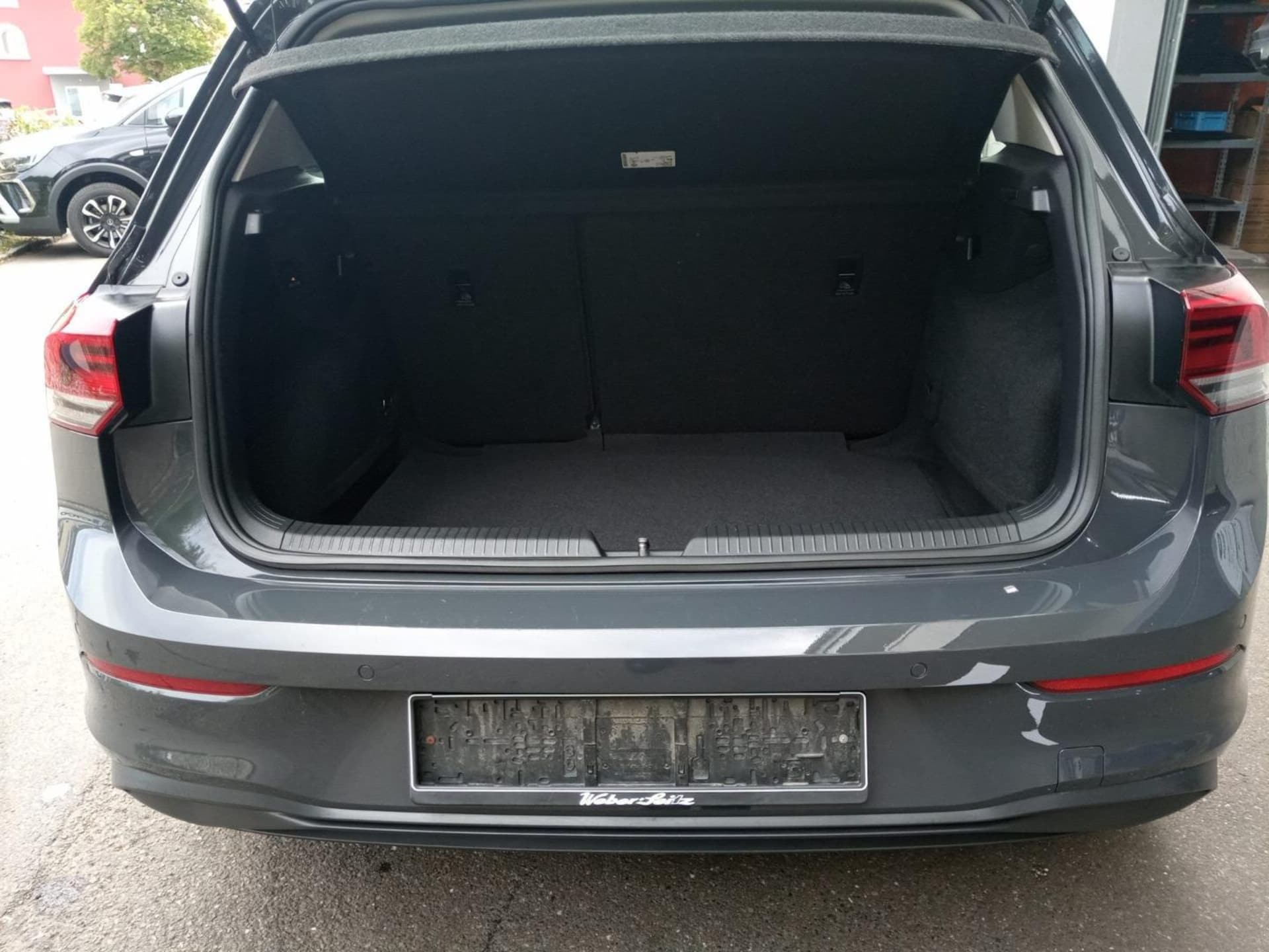 Volkswagen Golf Basis-Modell