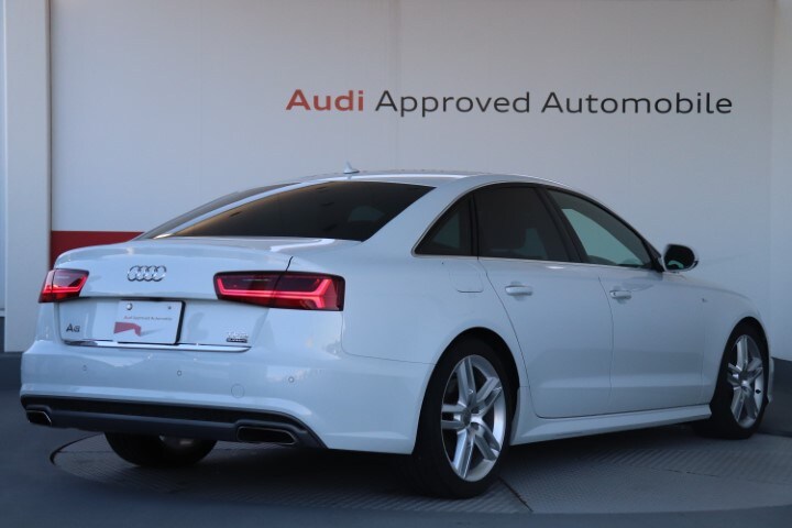 Audi A6 Sedan