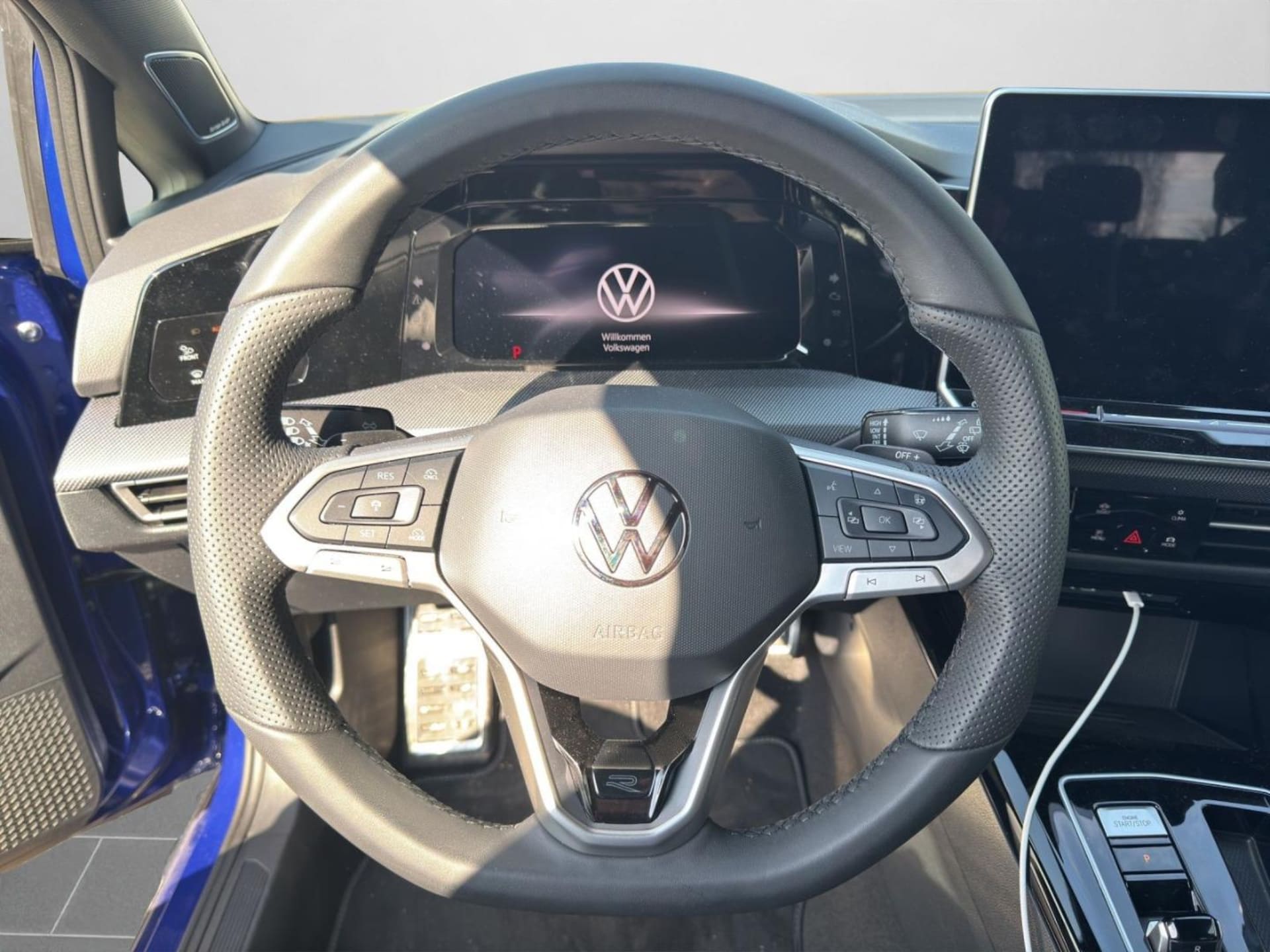 Volkswagen Golf R-Line