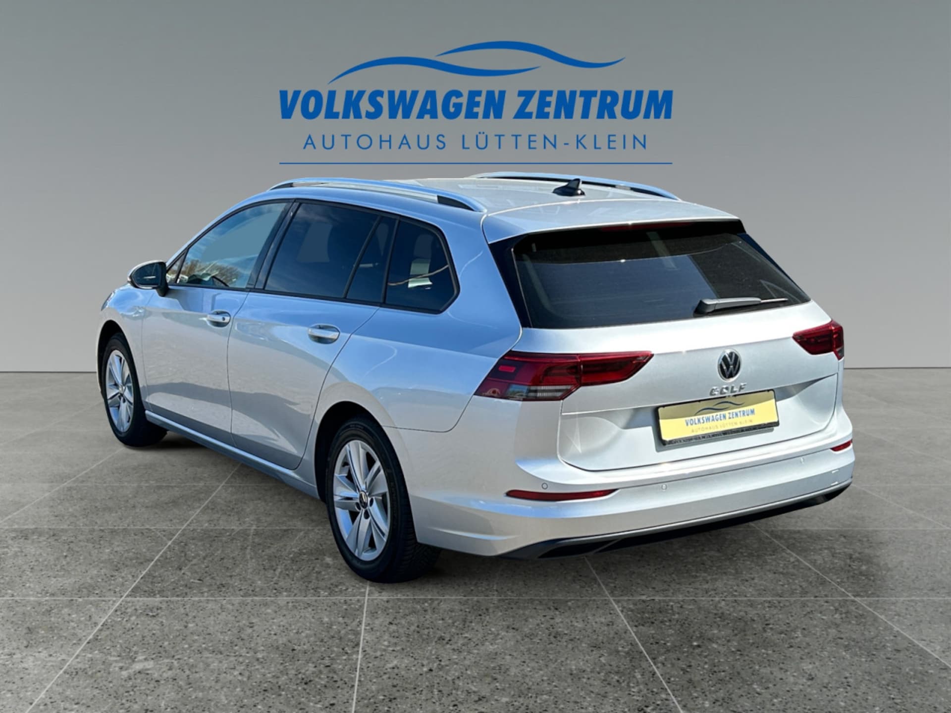 Volkswagen Golf Variant Life