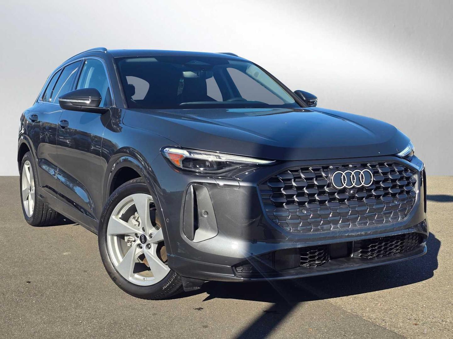 2025 Audi Q5 40 Prestige's photo