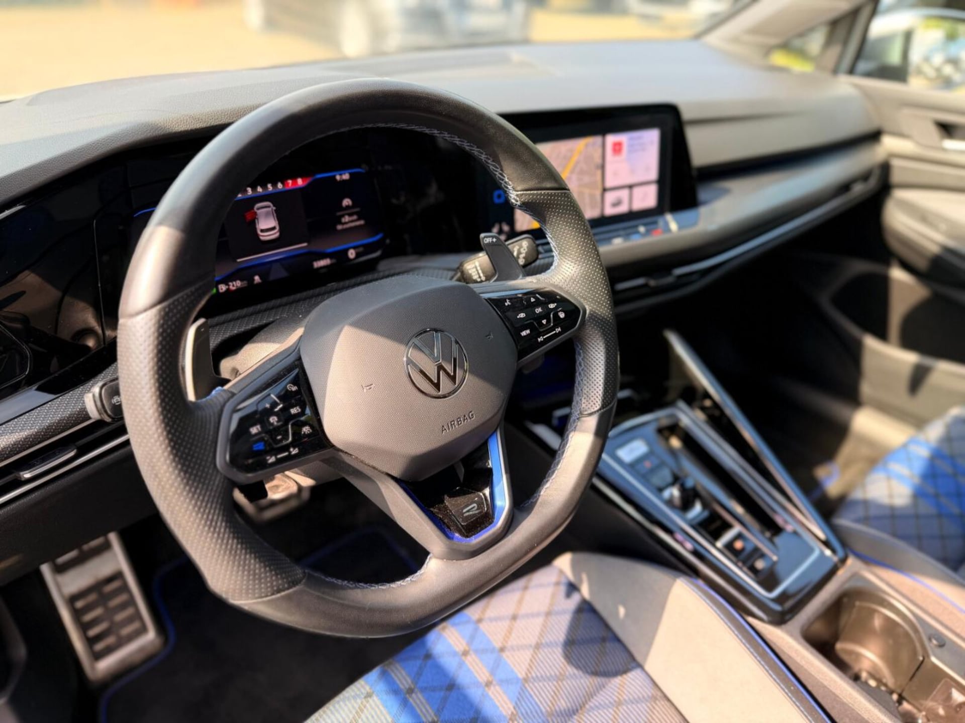 Volkswagen Golf R