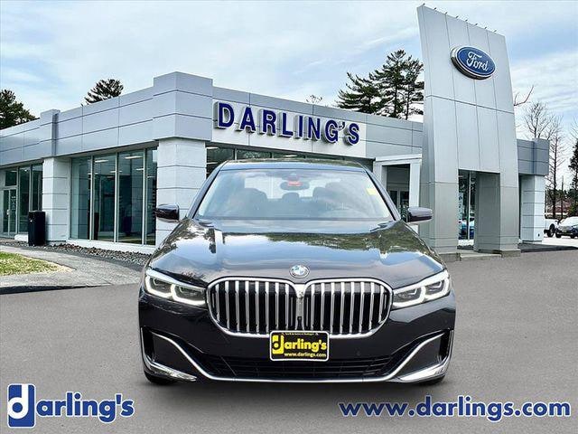 2021 BMW 740i
