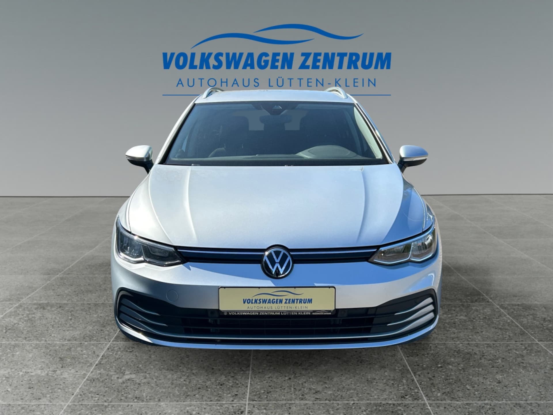Volkswagen Golf Variant Life