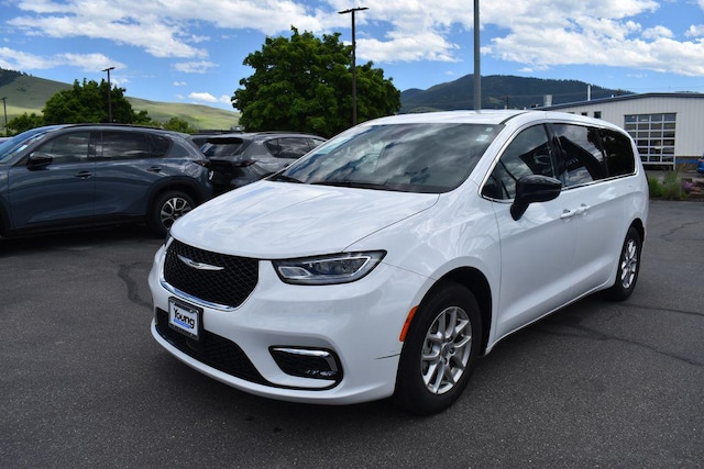 2025 Chrysler Pacifica