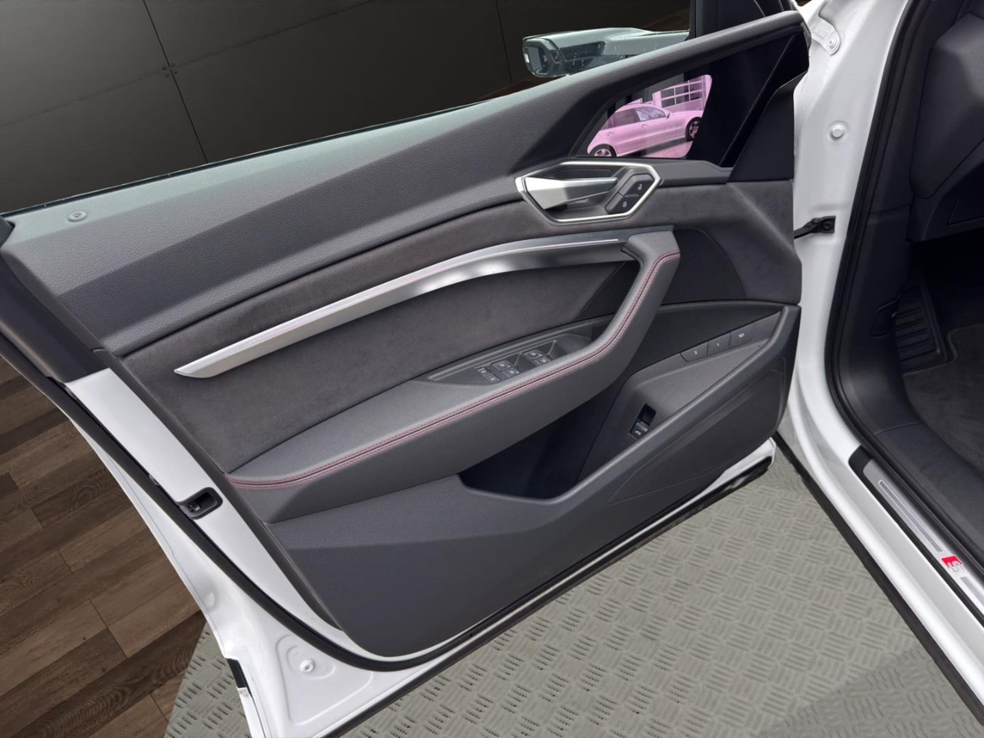 Audi Q8 e-tron S line